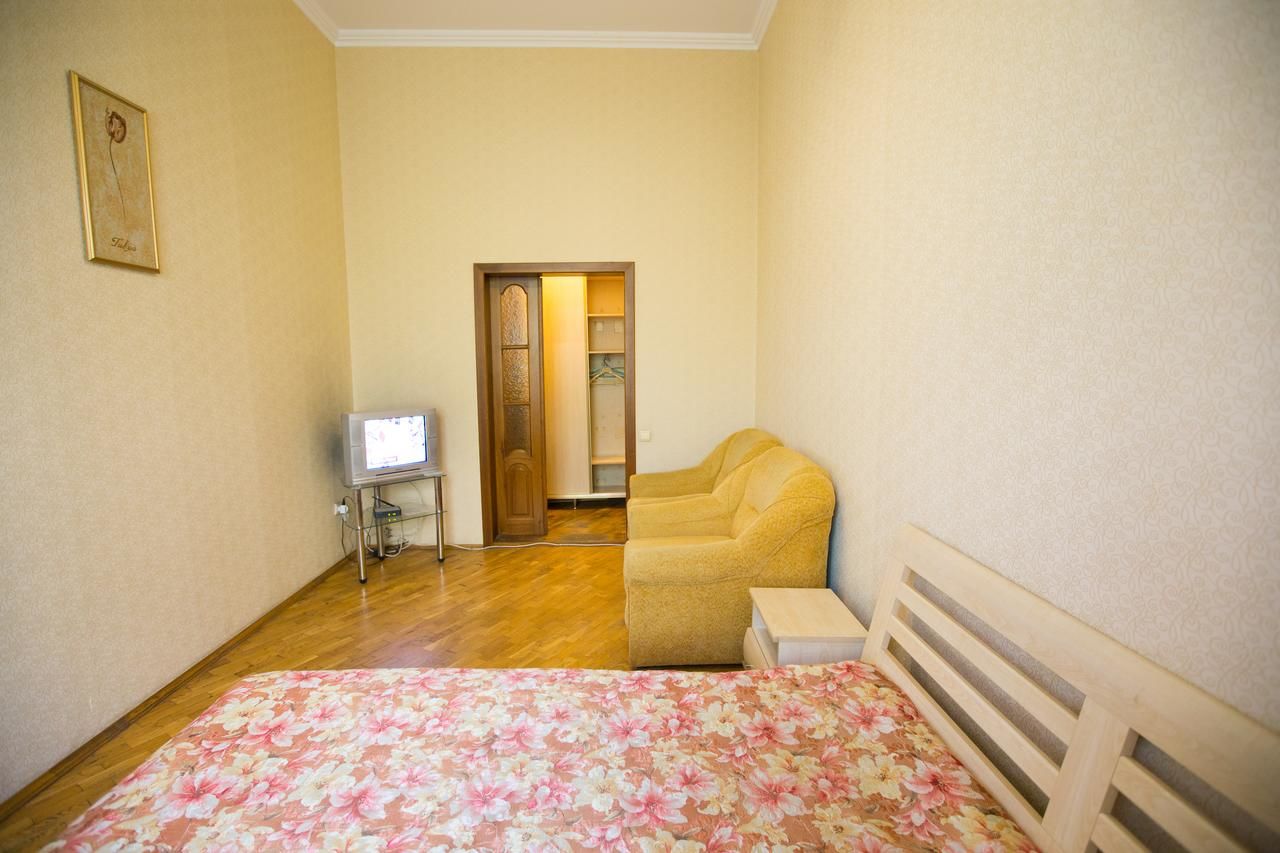 Апартаменты Apartamenty on Svobody Avenue 13 Львов-6